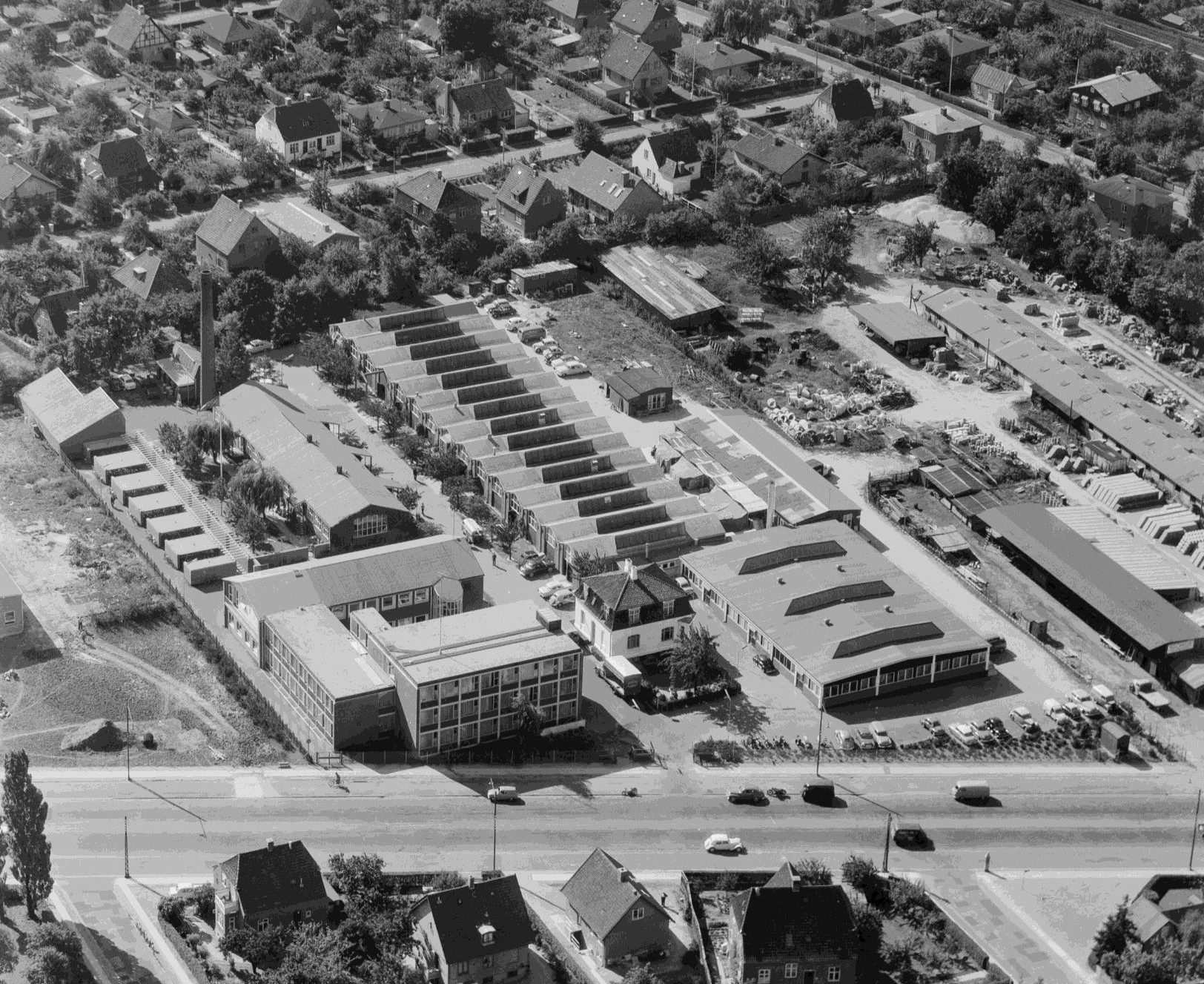 TO R Historiske Fotos