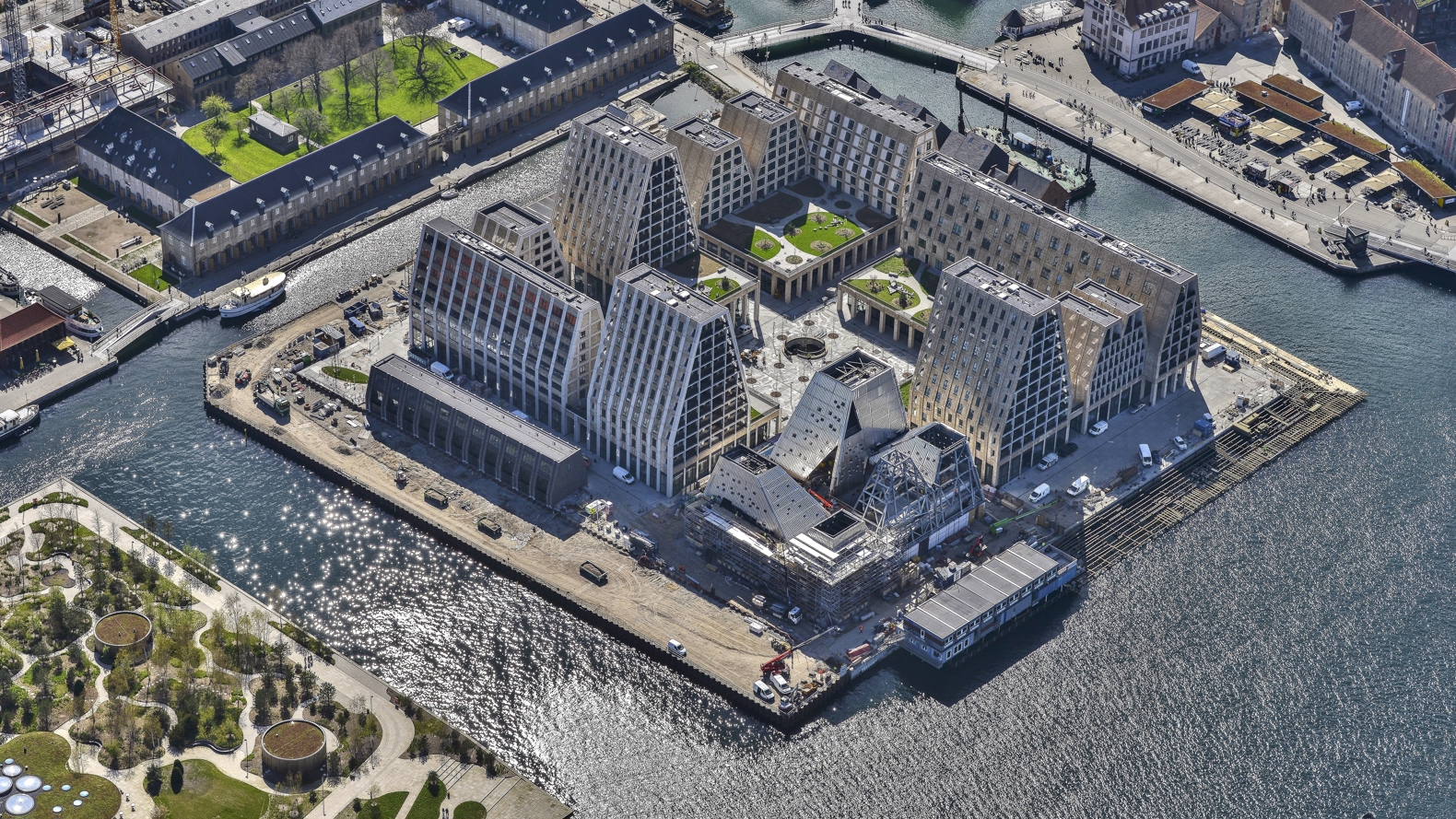 PAPIRØEN ©Dragørluftfoto 17042024 2220